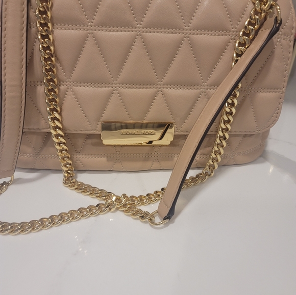 Michael Kors Sloan Bag - Picture 9 of 11